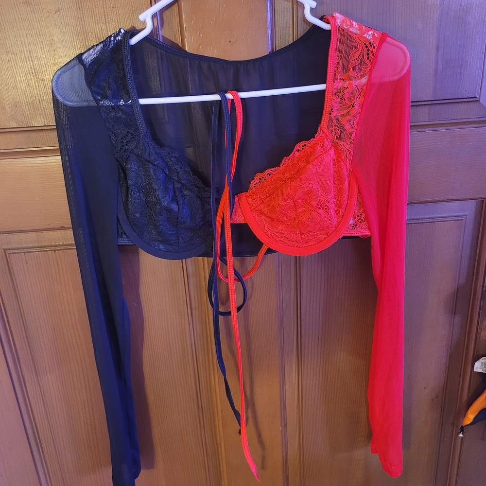 SHEIN Red and Black Lace Lingerie Set